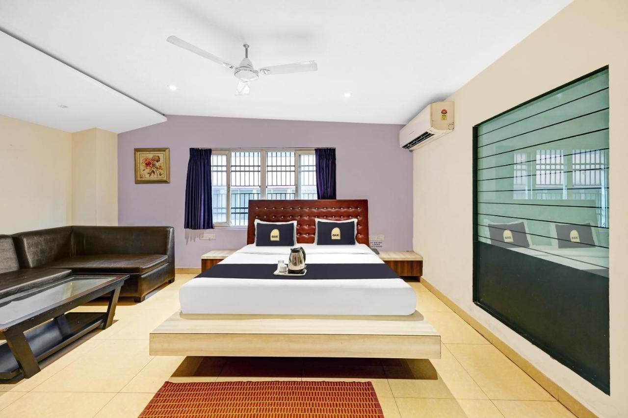 מלון בובנשוואר Townhouse Oak Pentagon Residency מראה חיצוני תמונה