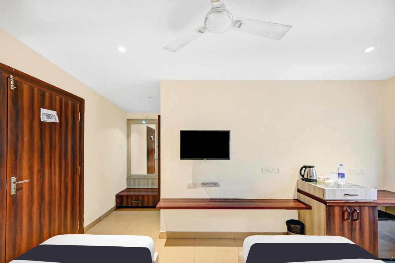 מלון בובנשוואר Townhouse Oak Pentagon Residency מראה חיצוני תמונה