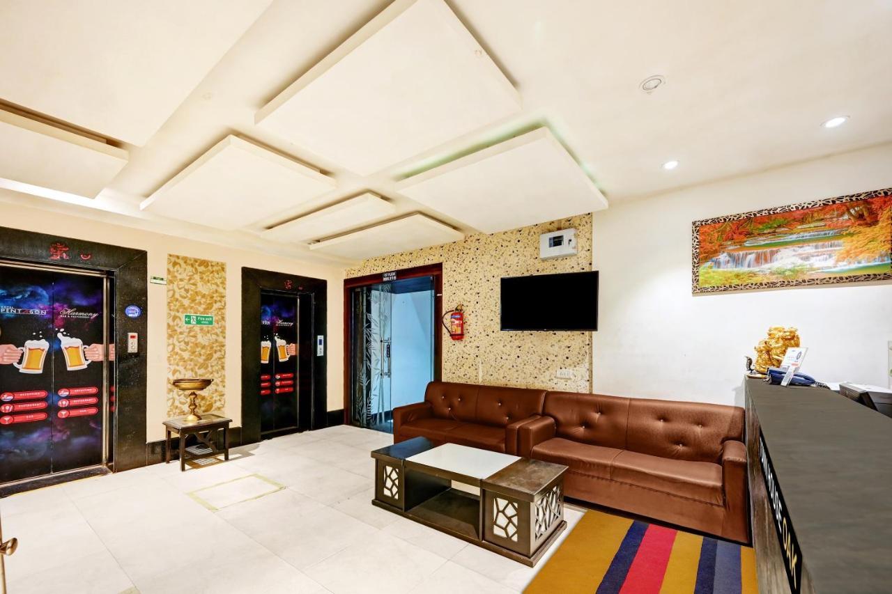 מלון בובנשוואר Townhouse Oak Pentagon Residency מראה חיצוני תמונה