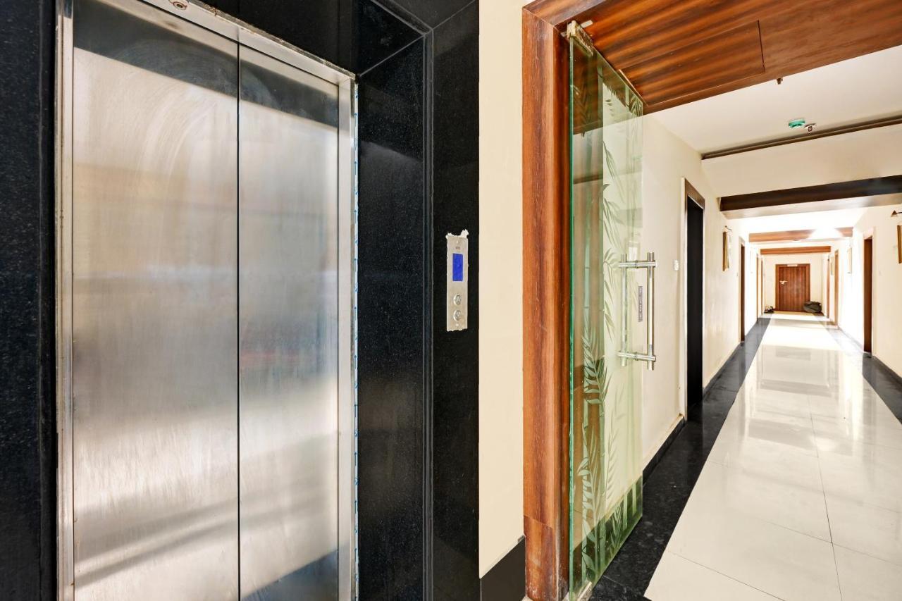 מלון בובנשוואר Townhouse Oak Pentagon Residency מראה חיצוני תמונה