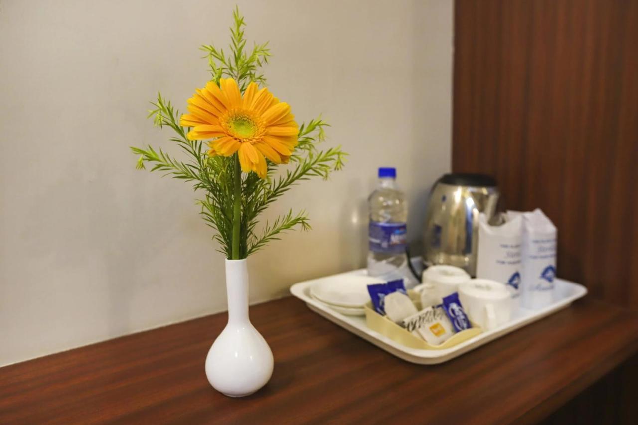 מלון בובנשוואר Townhouse Oak Pentagon Residency מראה חיצוני תמונה